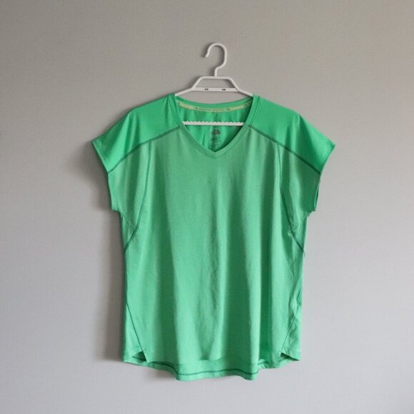 The North Face Women's Green Sz XL FlashDry Athletic Crewneck Stretch T-Shirt - Picture 1 of 12